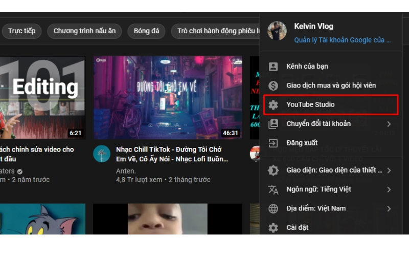 chọn "YouTube Studio".